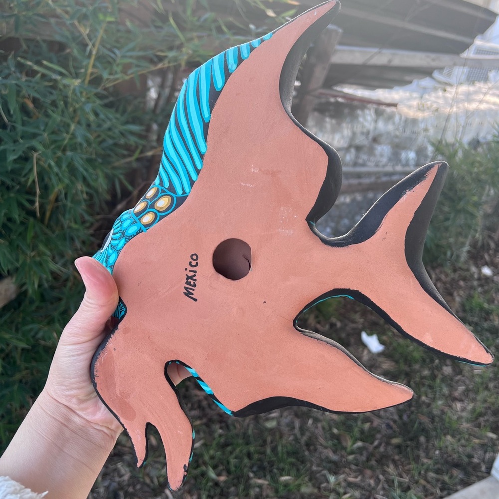 Colorful Fish Wall Decor - Picture 3 of 4